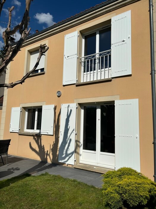 Photo de Volets battants en aluminium