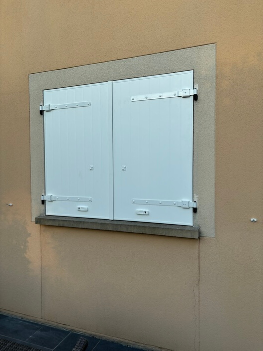 Photo de Volets battants en aluminium 3