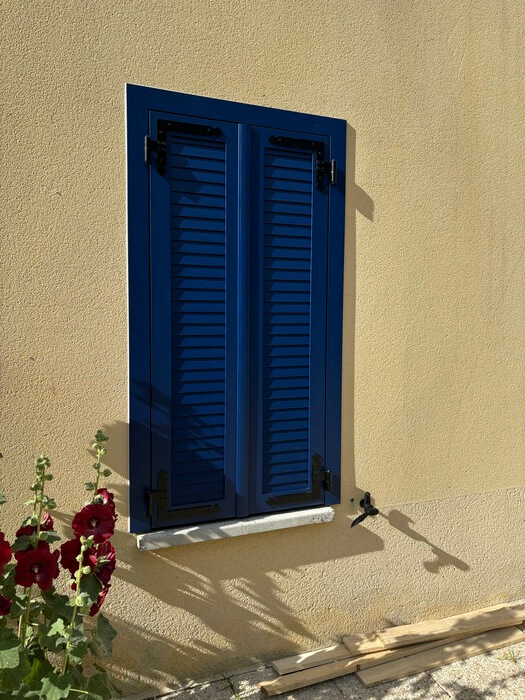 Photo de Volets battants en aluminium 3