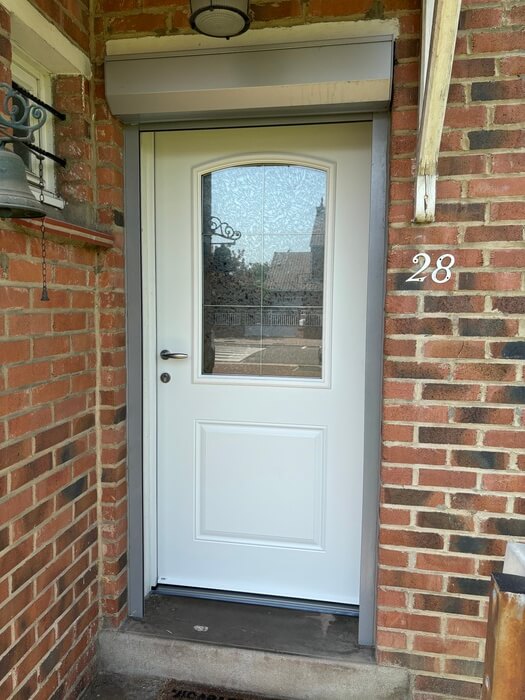 Photo de Porte d'entrée en acier 2