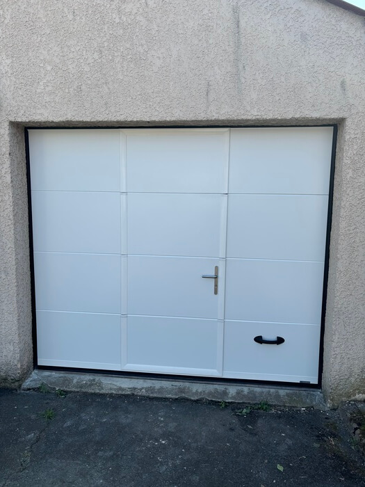 Photo de Porte de garage en acier
